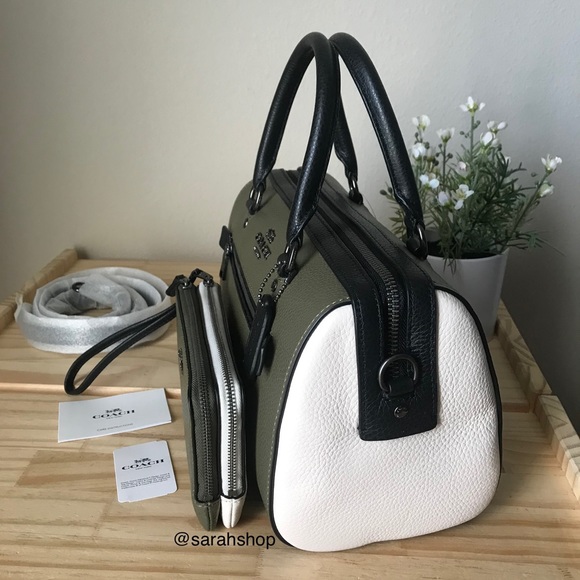 ✅Coach set - Picture 3 of 16